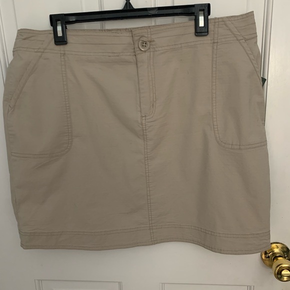 Woolrich Hiking Outdoor Durable Skirt w/ Pockets Size 16 UV Protection N… - Picture 2 of 6